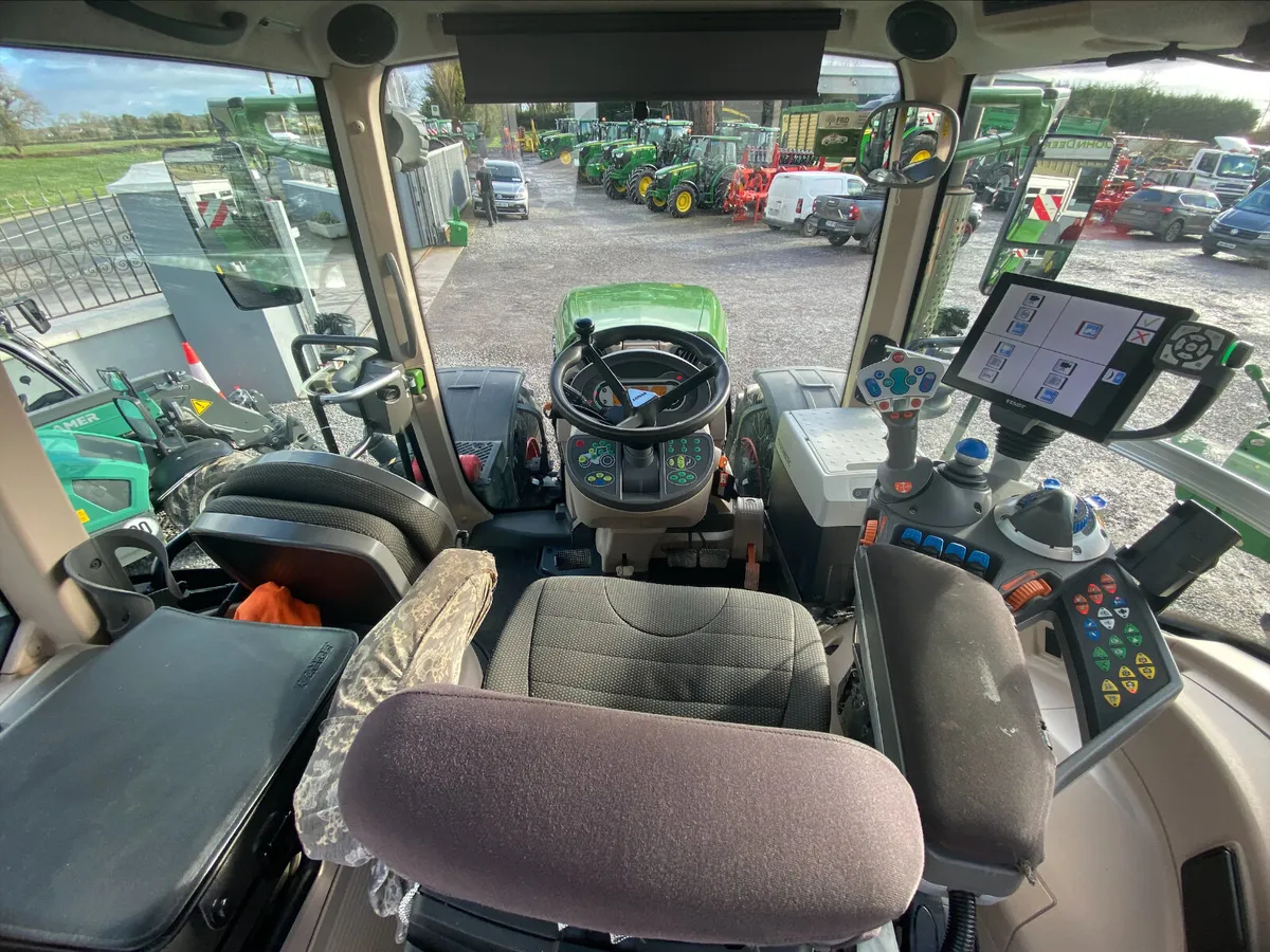 2019 Fendt 828 - Image 3