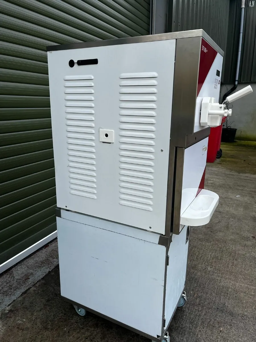IceTeam 301 BIB Pro Ice Cream Machine for sale in Co. Louth for €15,000