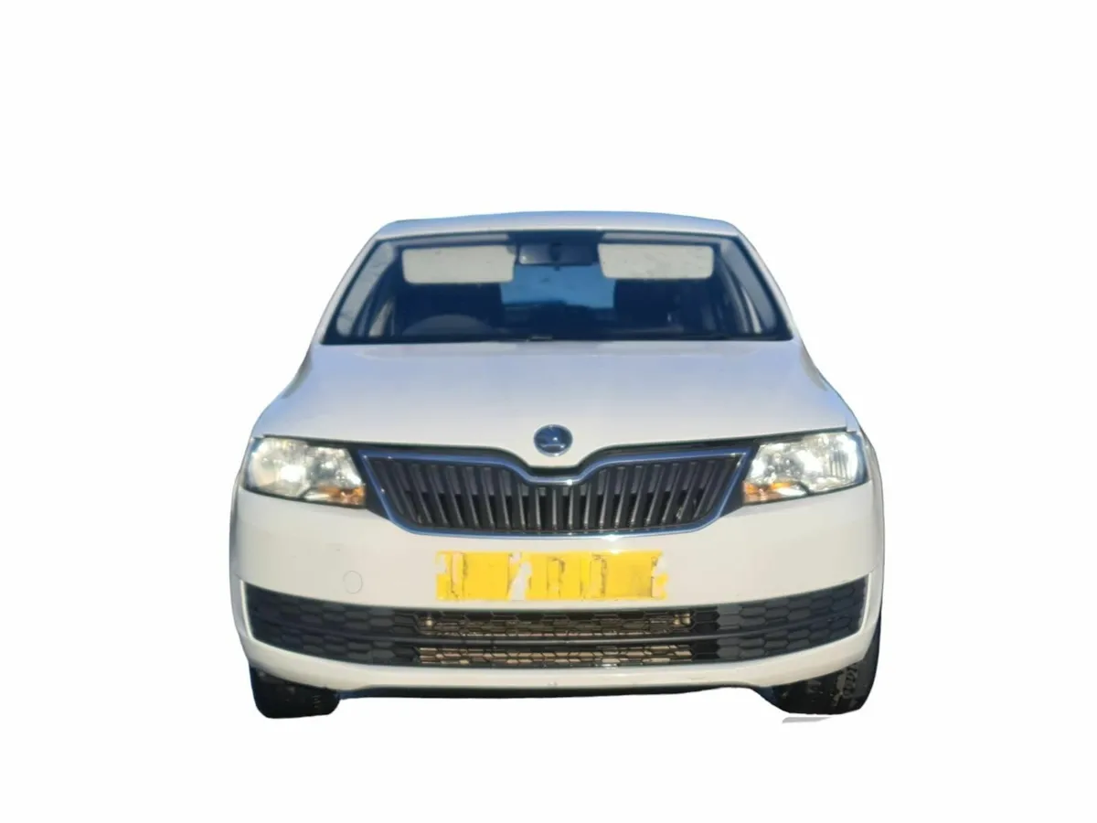 *** 2014 SKODA RAPID 1.6 TDI FOR BREAKING *** - Image 2