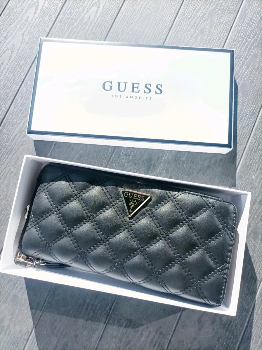 Guess Cessily Zip around Wallet