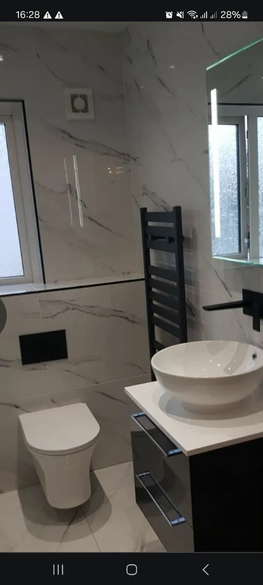 Tiler and renovations, Laminate floor - Image 1