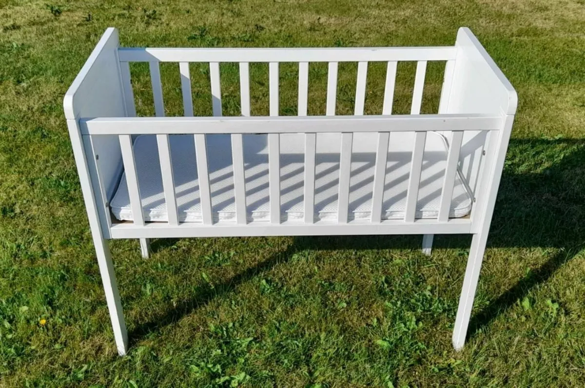 Mothercare 2024 compact cot