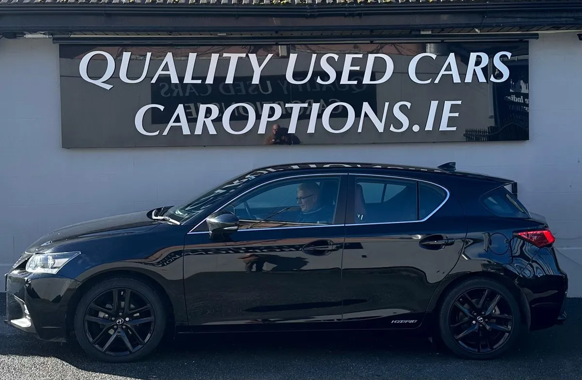 LEXUS CT 200H HYBRID ELECTRIC//12 MONTHS TAX// - Image 2