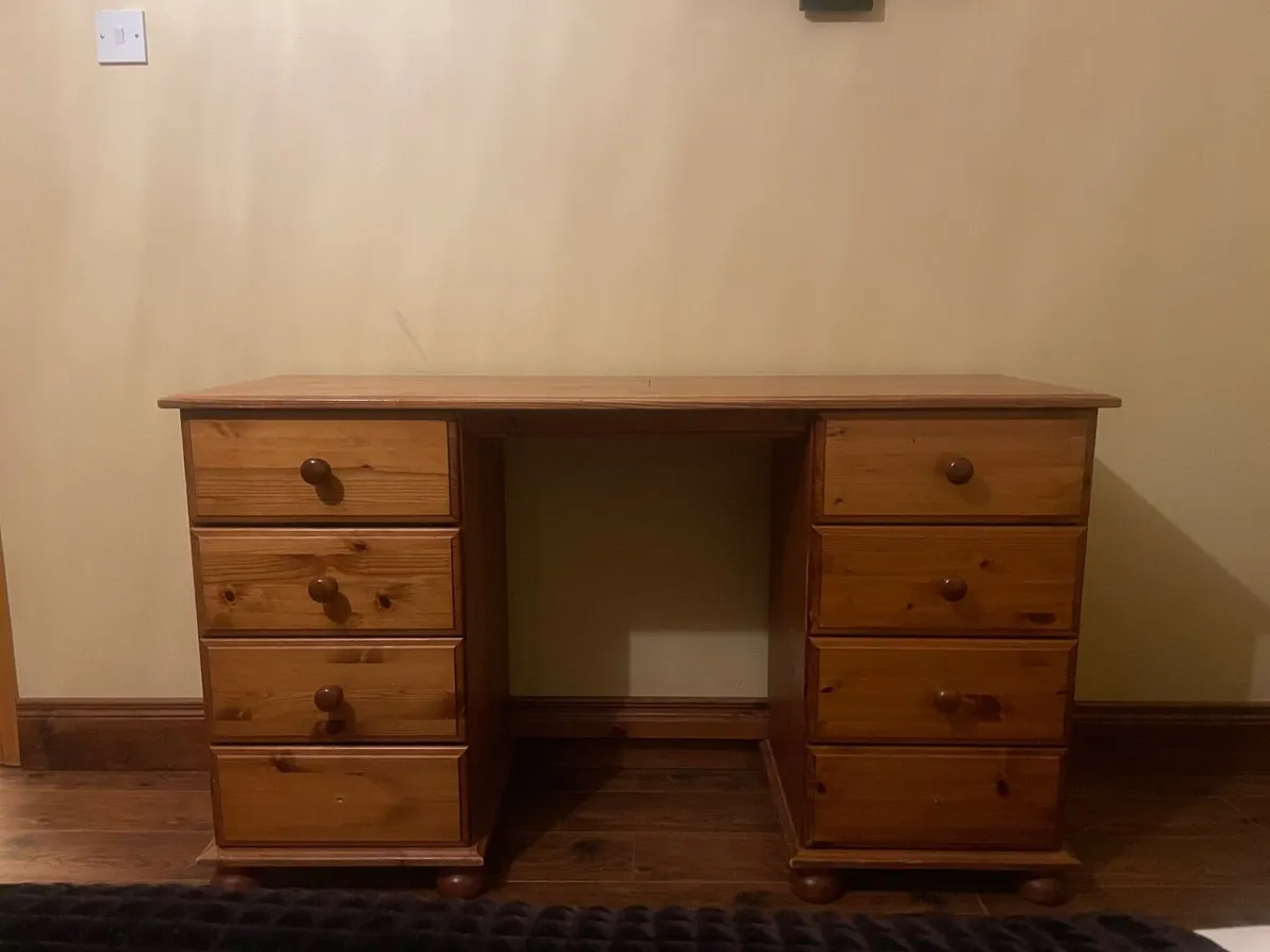 Bedroom Furniture for sale in Co. Mayo for €400 on DoneDeal