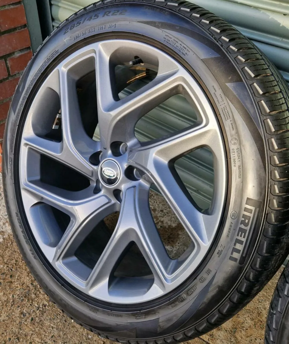 22" Genuine Range Rover Sport SV Wheels & Tyres - Image 1