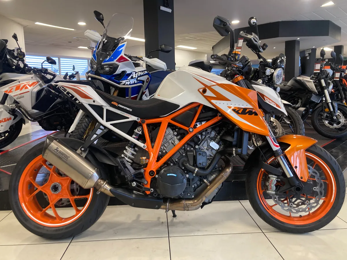 2016 KTM 1290 Superduke Special Edition - Image 2