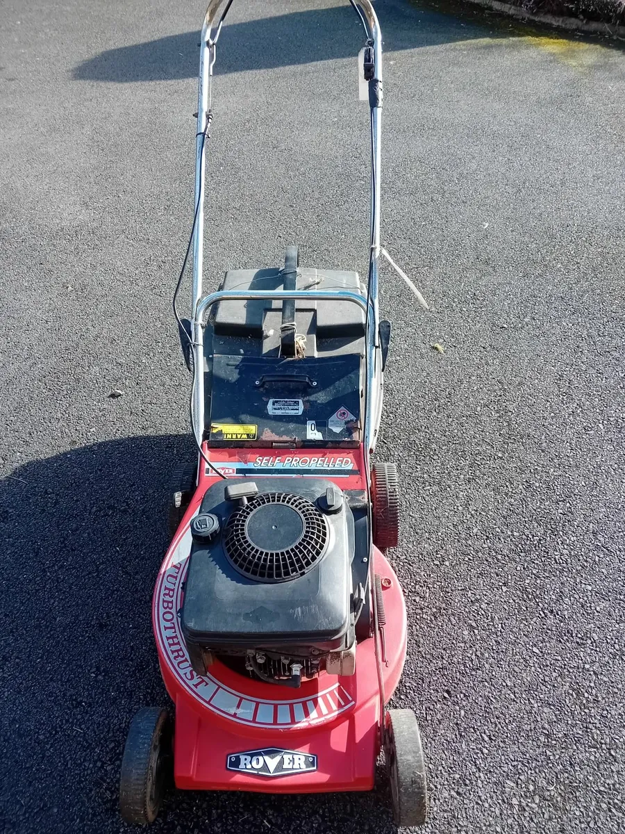 Rover turbo outlet thrust lawn mower