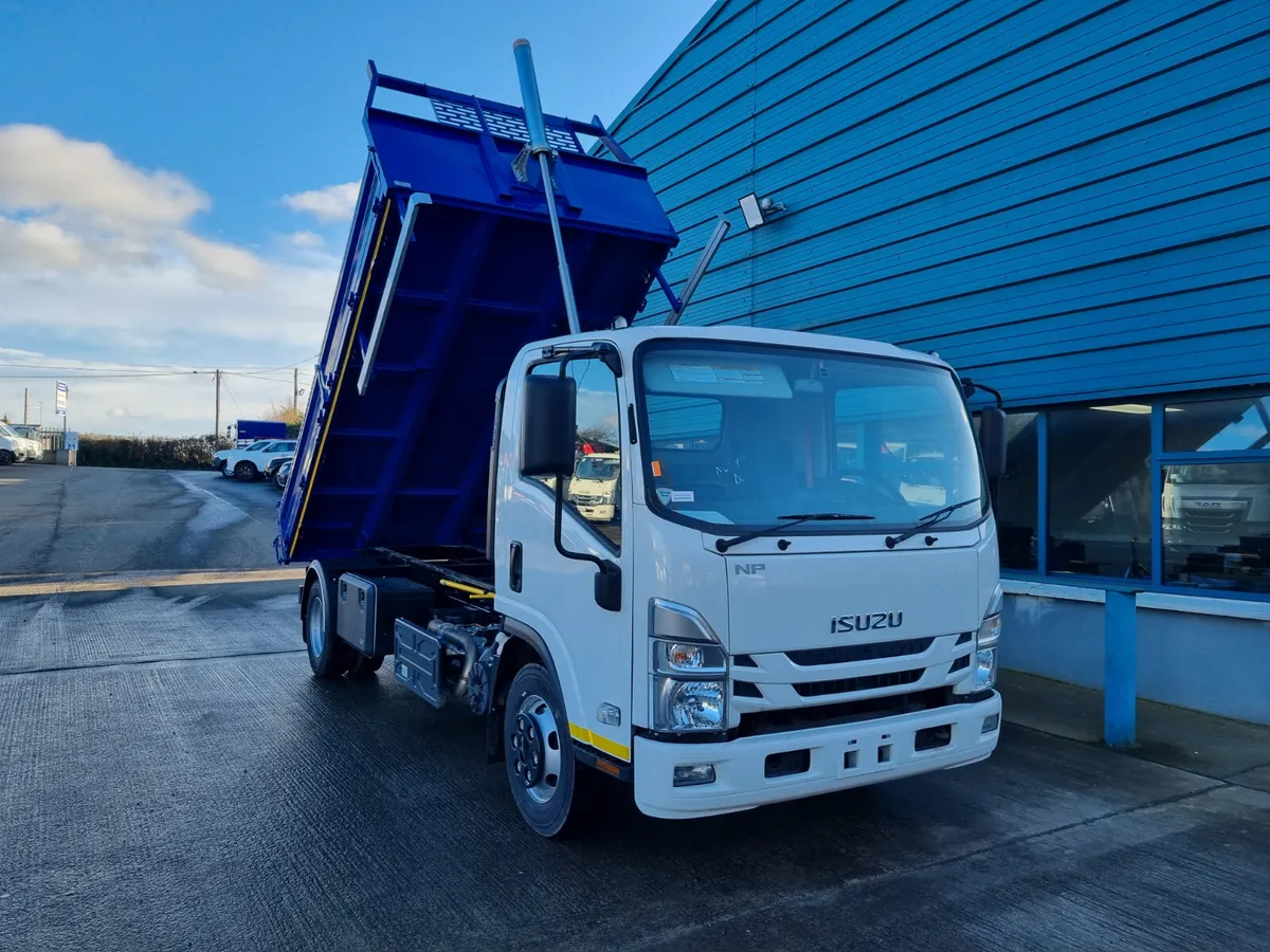 NEW ISUZU NPR TIPPER - Image 2