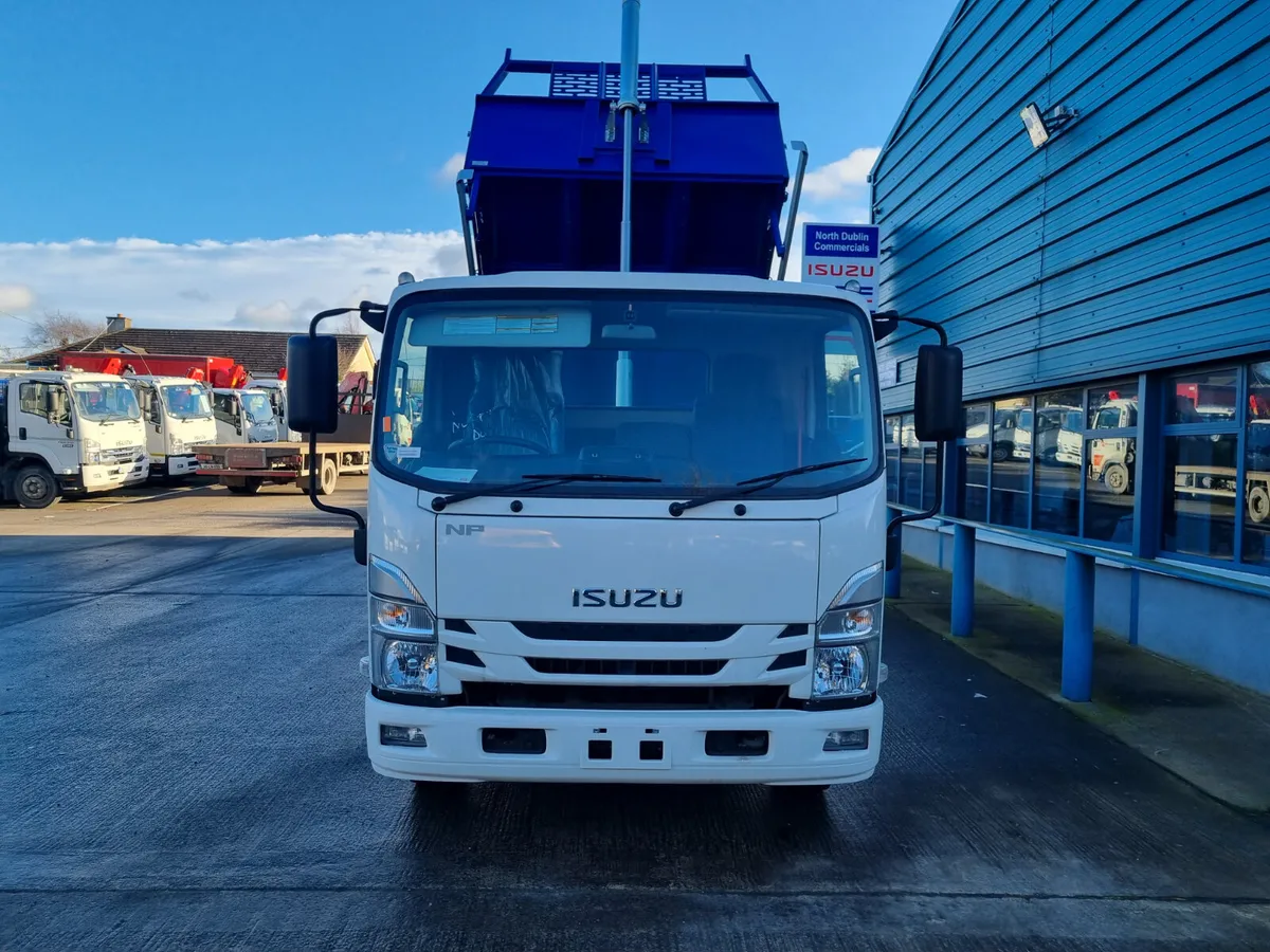 NEW ISUZU NPR TIPPER - Image 3