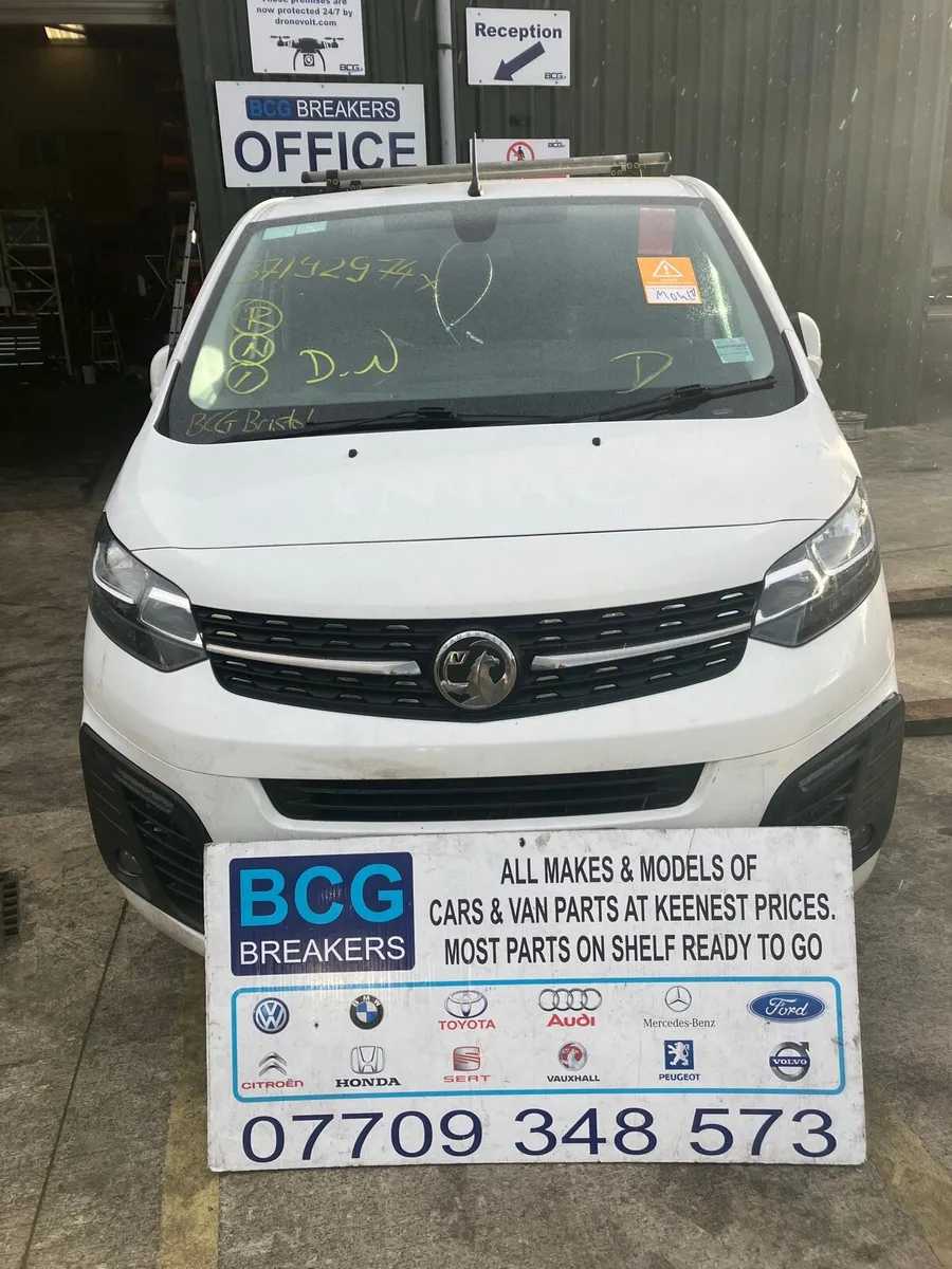 2022 Vauxhall vivaro parts breaking - Image 1