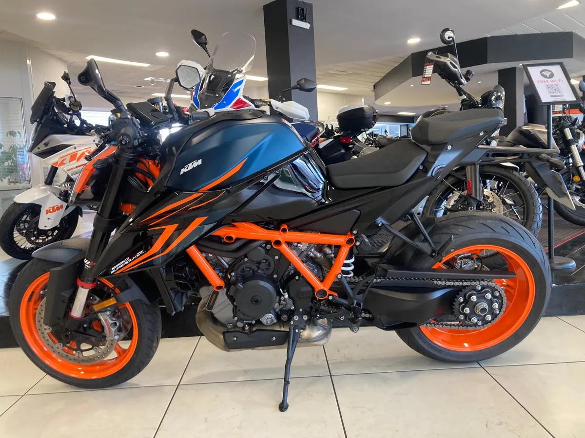 KTM 1290 SuperdDuke R - Image 2