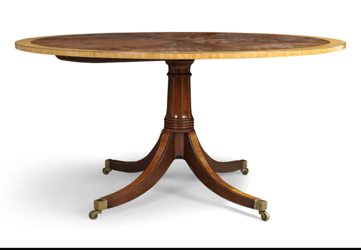 5 feet diameter William Tillman table - Image 2