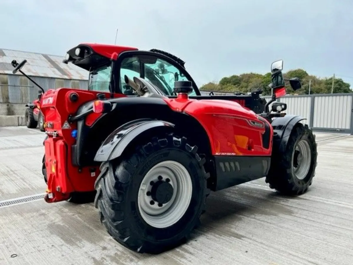 2020 Manitou MLT737-130 LSU PS+ Farm Telehandler - Image 4