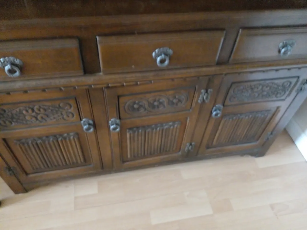 oak side board/Drinks cabinet - Image 3