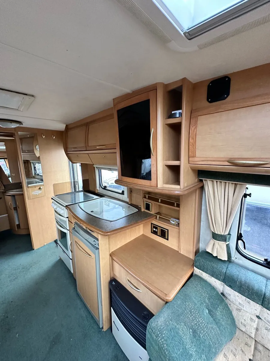 ✨STUNNING ABBEY VOGUE GTS 4 BERTH✨ - Image 4