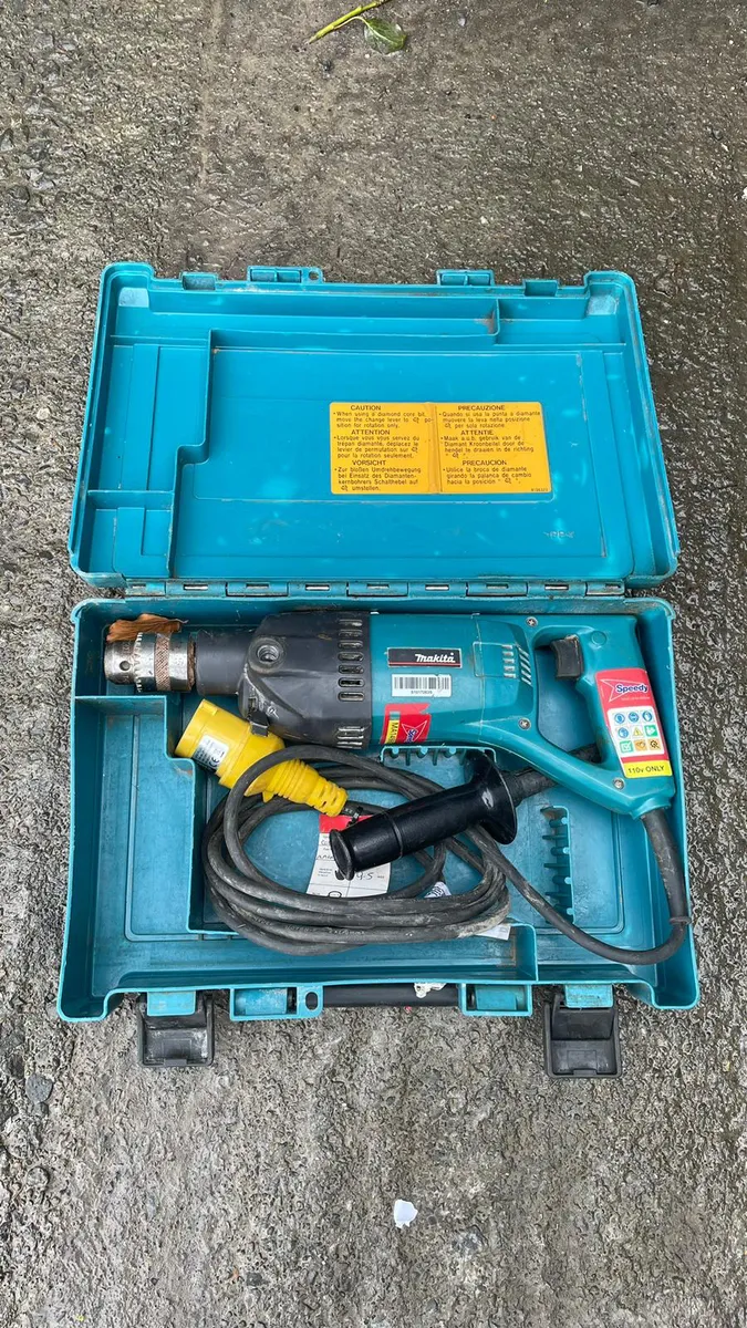 Makita 8406 Drill - Image 3