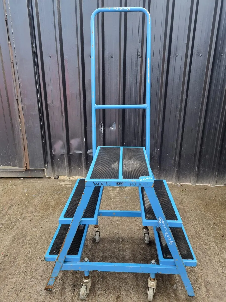 Metal Wheeled Work Steps - Image 2