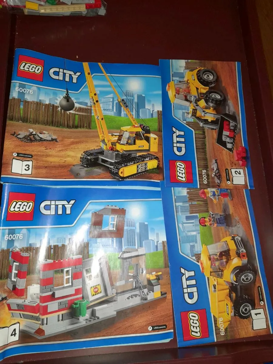 Lego best sale 60076 price