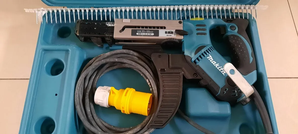 Makita 6843 best sale