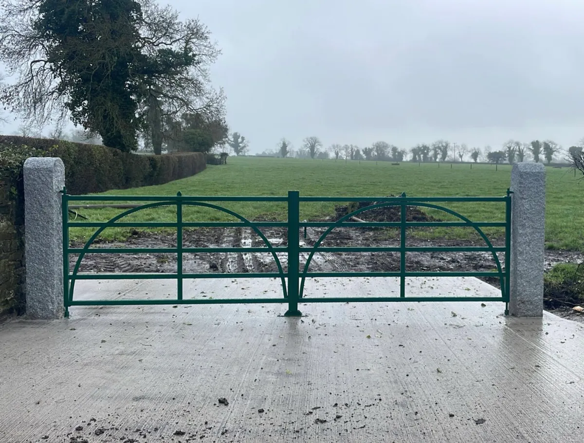 Farm gates - Image 1