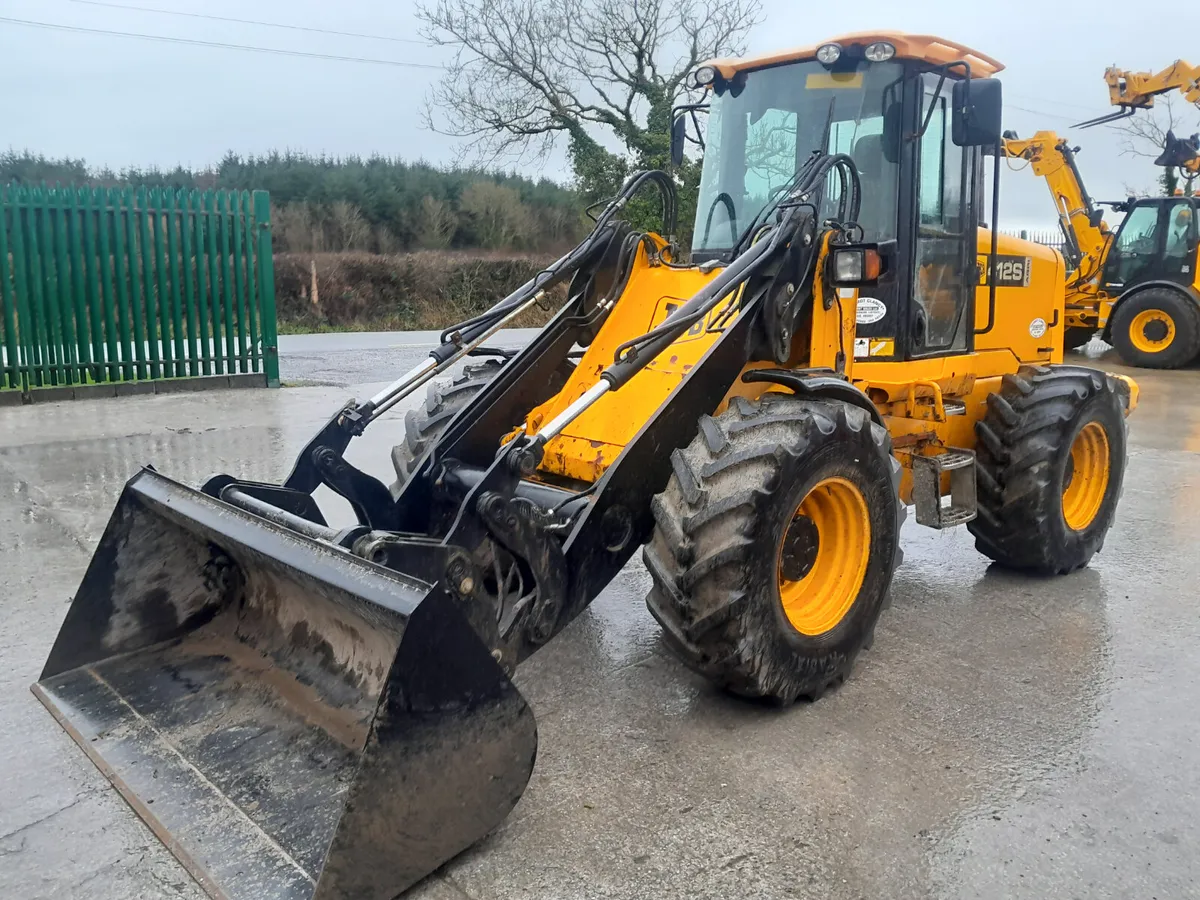 2008/ JCB 412S (17760)