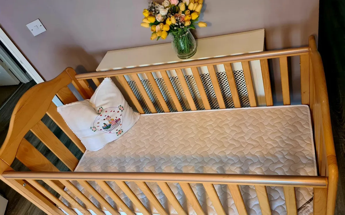 Cot-Junior Bed -Mamas & Papas with mattress