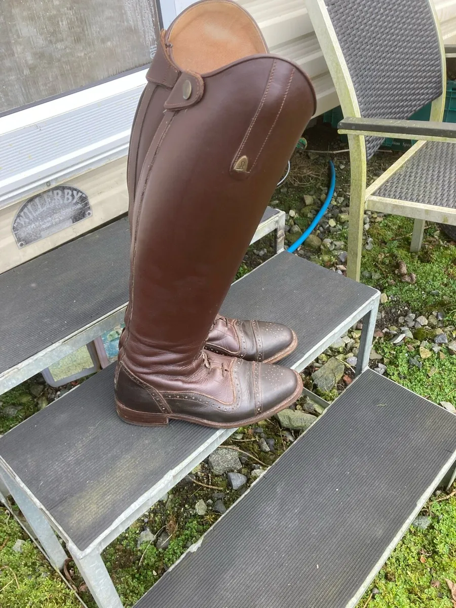 Riding boots hot sale size 5