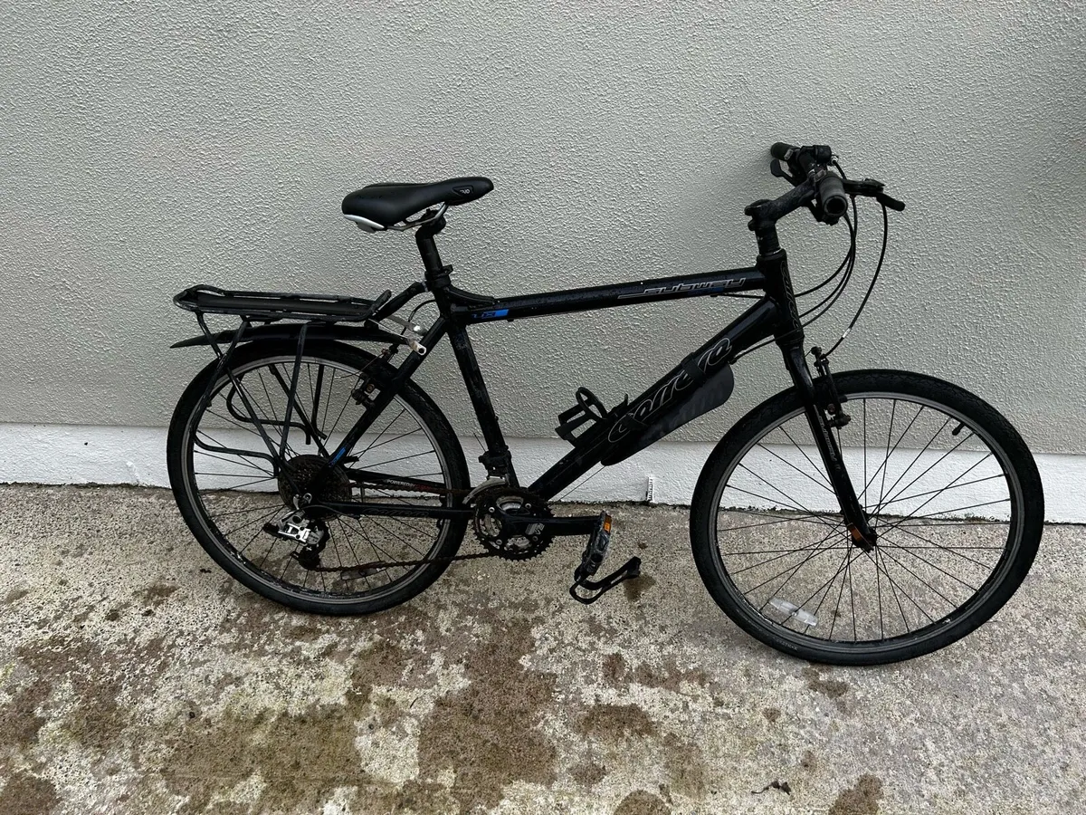 Hybrid bike done deal online