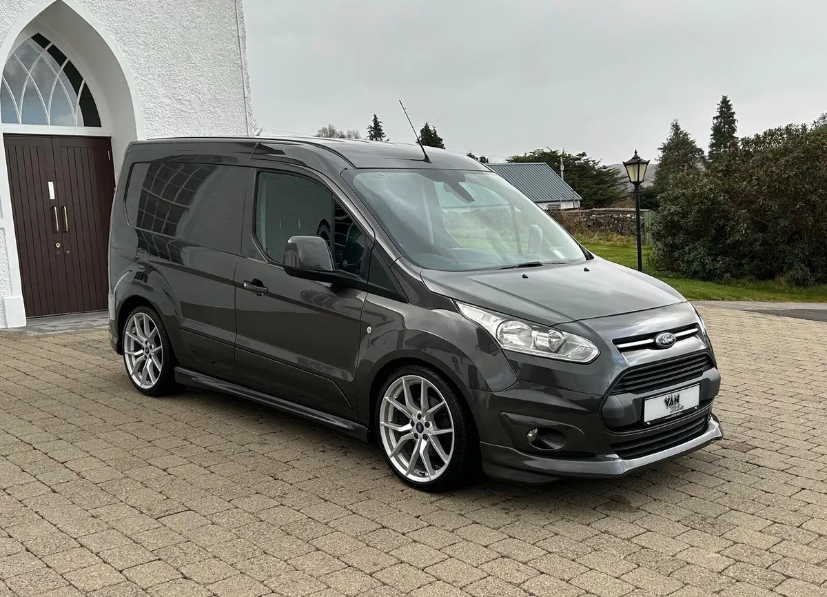 2017 Ford Transit Connect Limited 1.5tdci 120bhpVS - Image 1
