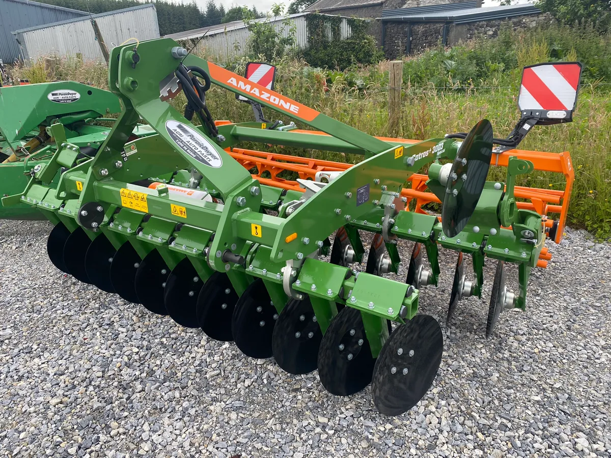 Amazone Catros 3003+ Special - Image 1