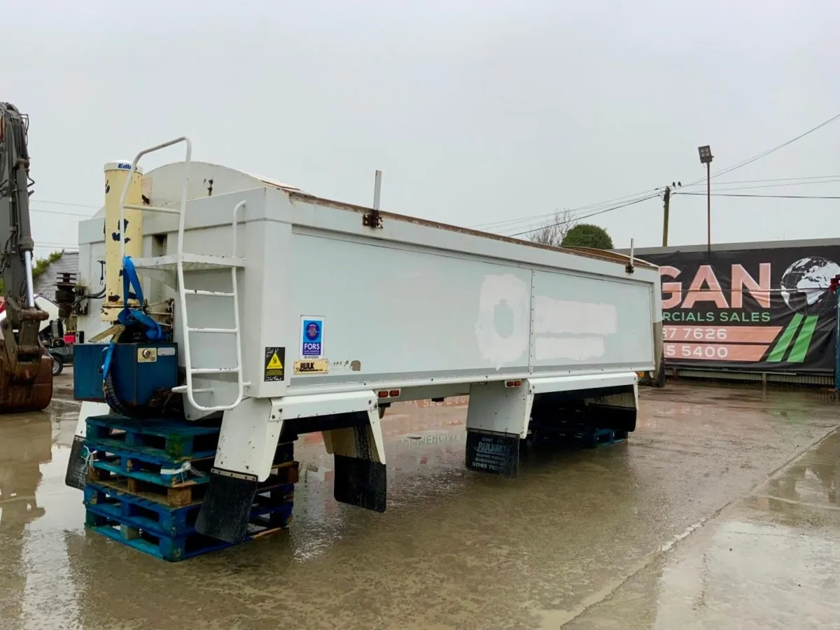 Renault Kerax Bulkrite Aluminium Tipping Body / E - Image 3
