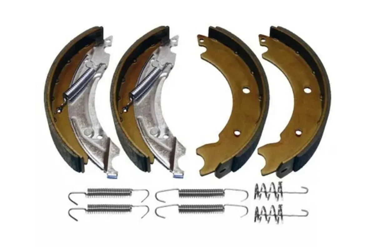Replacement set of brakes and cables - Image 1