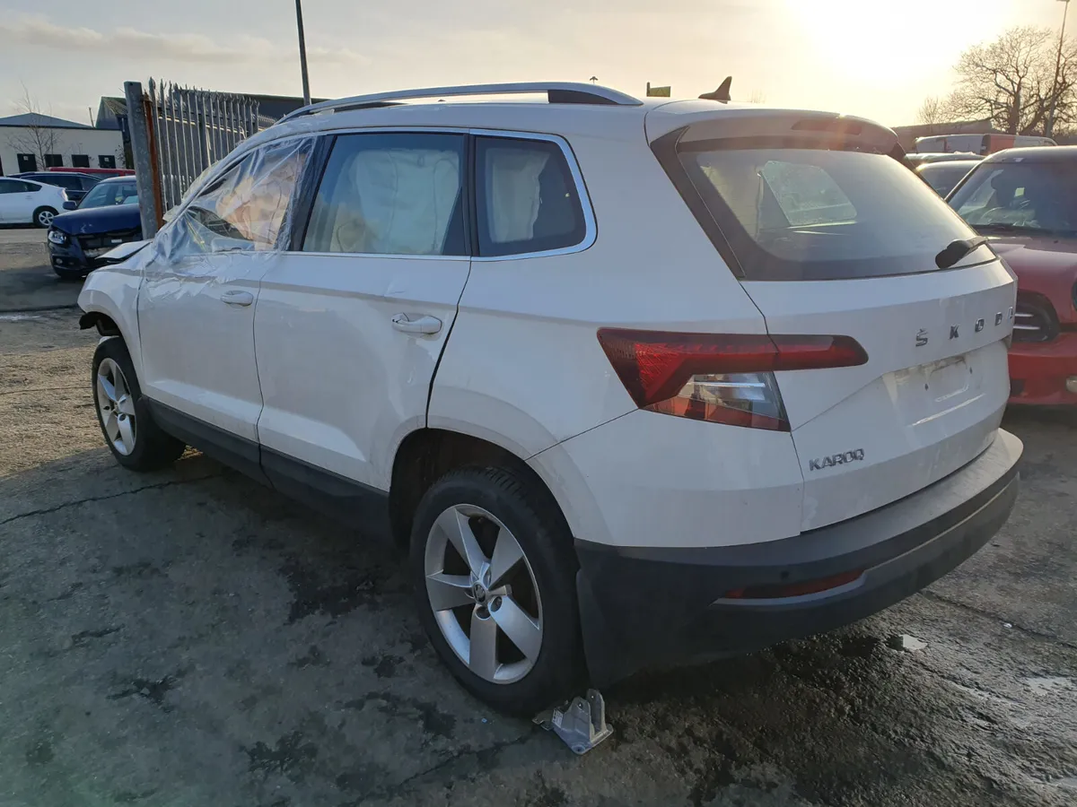 20 SKODA KAROQ 1.6 TDI (DGT) FOR BREAKING - Image 3