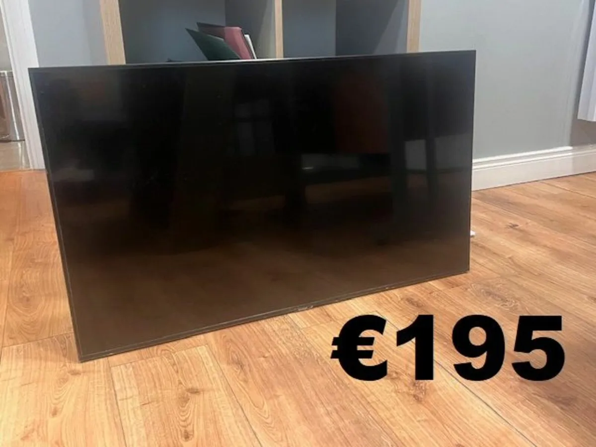 Selection of smart TVs & TV screens - Image 3