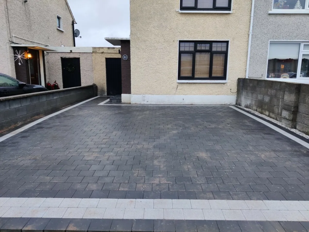Paving&Landscaping&Artificial Grass&Tilling - Image 4