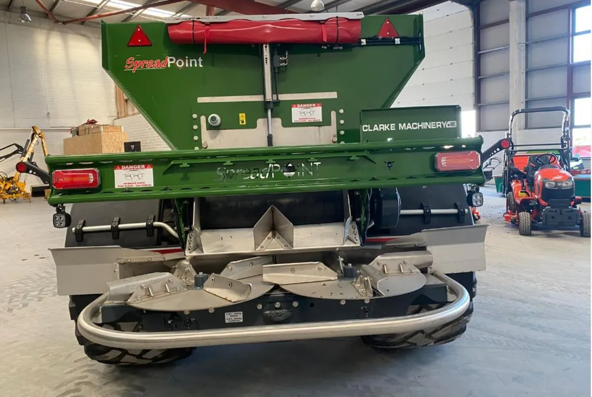 SpreadPoint SP600 Lime Spreader - Image 4