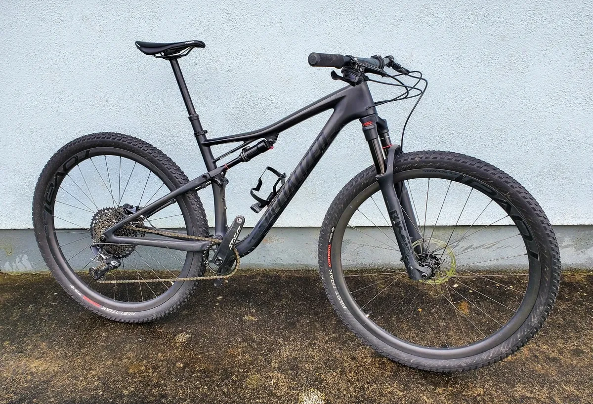 Full Carbon XC Bike, Specialized Epic Expert, M - Image 1