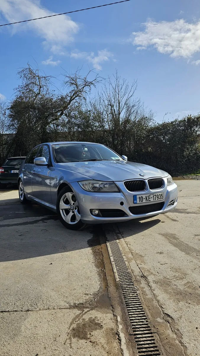 BMW 3 series (NCT JUST DONE)