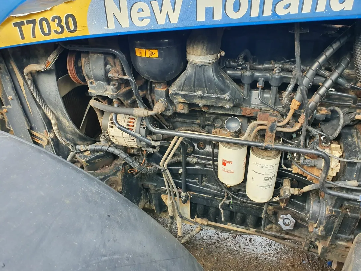 New Holland T7030 COMPLETE ENGINE 87312079 - Image 3