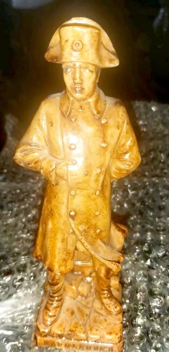 Rare 19th century Napoleon statue - Image 1