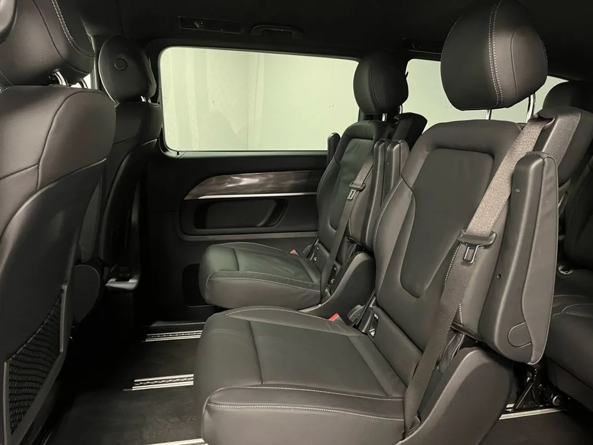 Mercedes-Benz EQV Eqv300e Avantgarde High Spec De - Image 4
