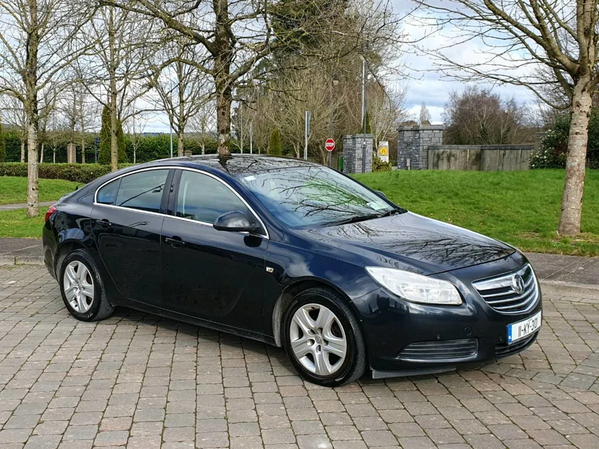Vauxhall Insignia Diesel NCT 8/24 TAX 6/24 - Image 1