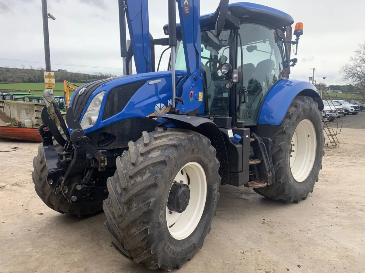 2018 New Holland T6 175 with Loader