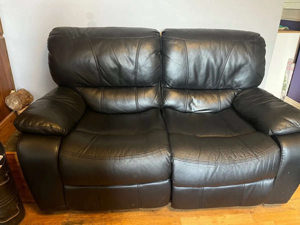 Black Leather 2 Seat Recliner