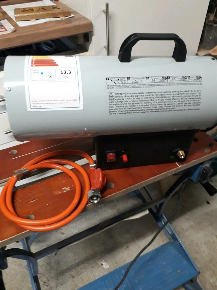 Space heater for sale in Co. Dublin for €100 on DoneDeal