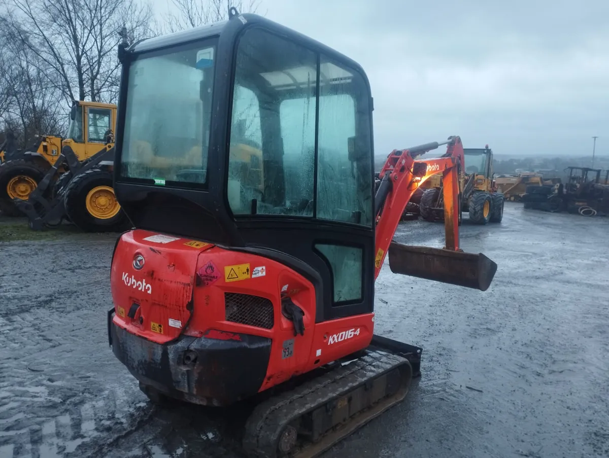 Kubota 1.6 ton Mini Digger - Image 3