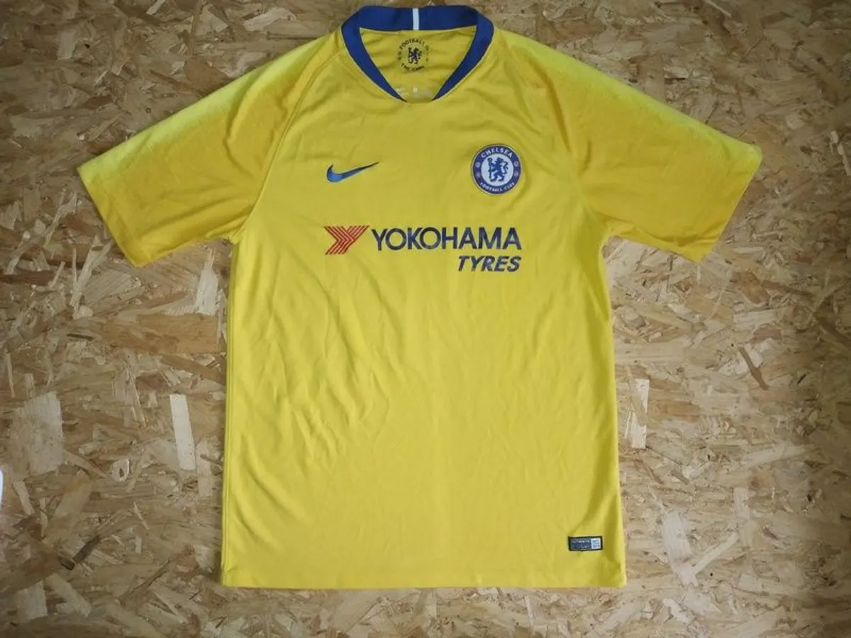 FREE POST Chelsea Jersey  Away Shirt London England Yellow Yokohama - Image 1