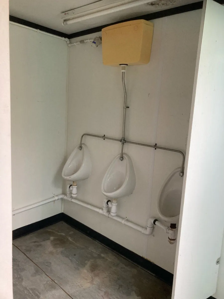 Site Toilet Block - Image 4