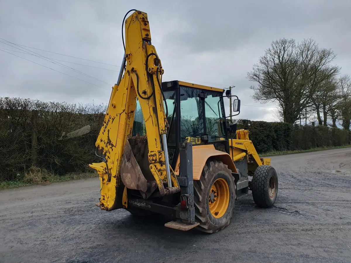 Fermac 750 Digger Loader - Image 3