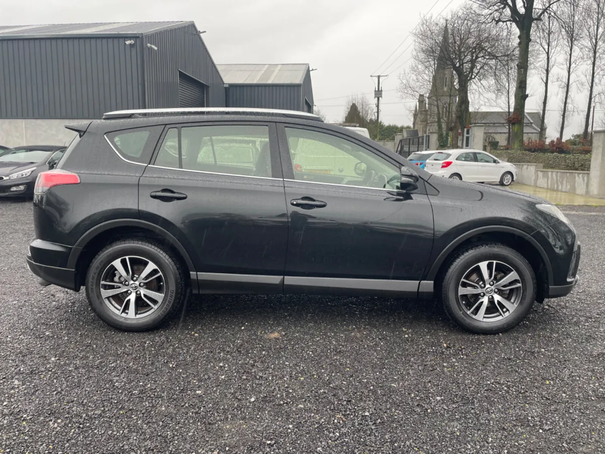 Toyota RAV4 - Image 1